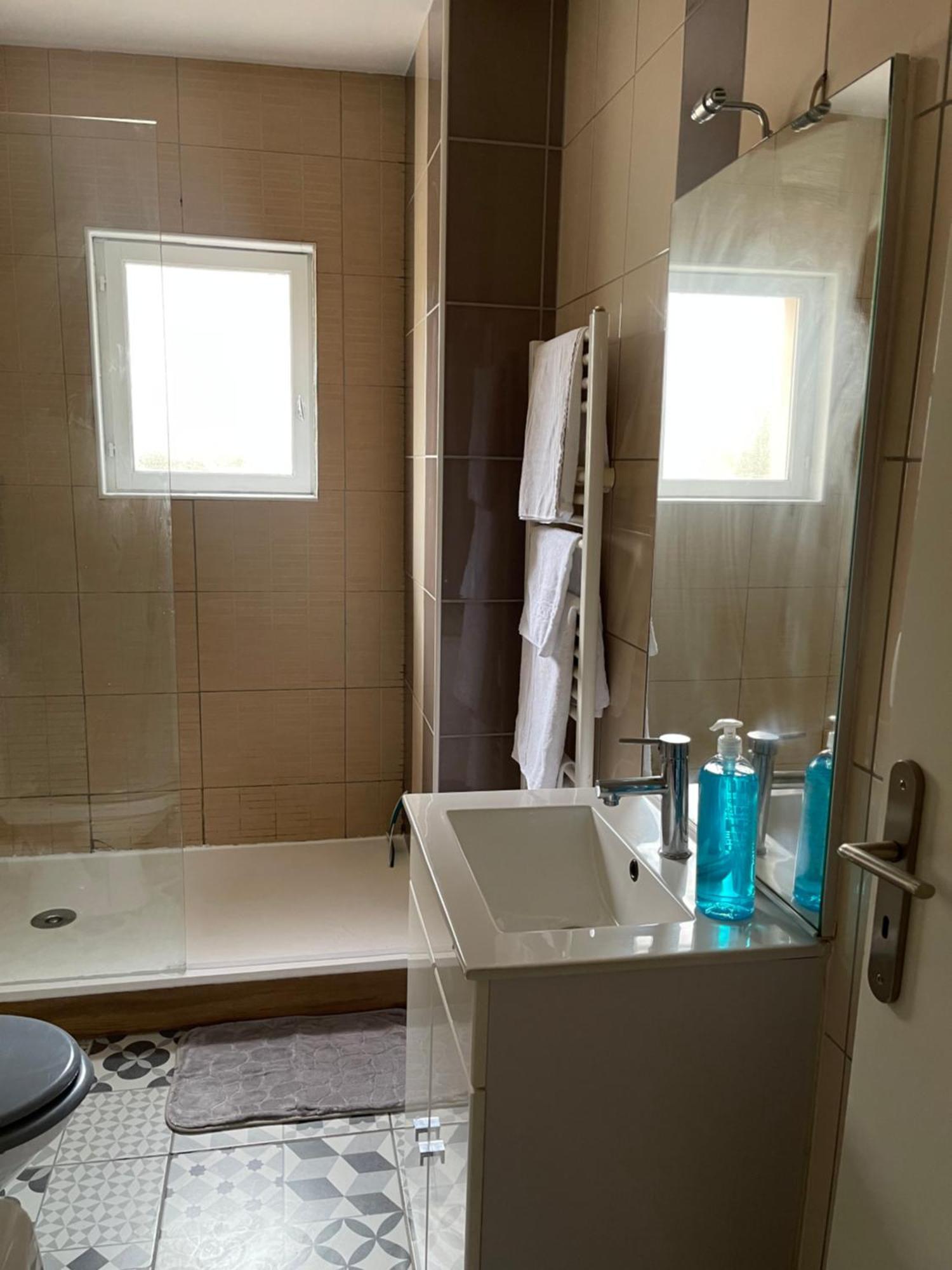 Hexagone Wifi Un Sejour A Part Apartment Longeville-les-Metz Exterior photo